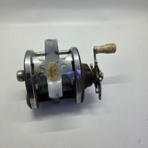 Vintage Penn No. 85 Sea Boy Saltwater Baitcasting Reel - Brown Bakelite - USA